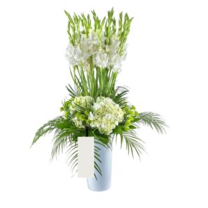 Arreglo floral de gladiola y ortencia