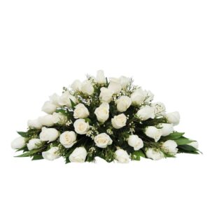 Cubrecajon de rosas blancas y margarita blanca